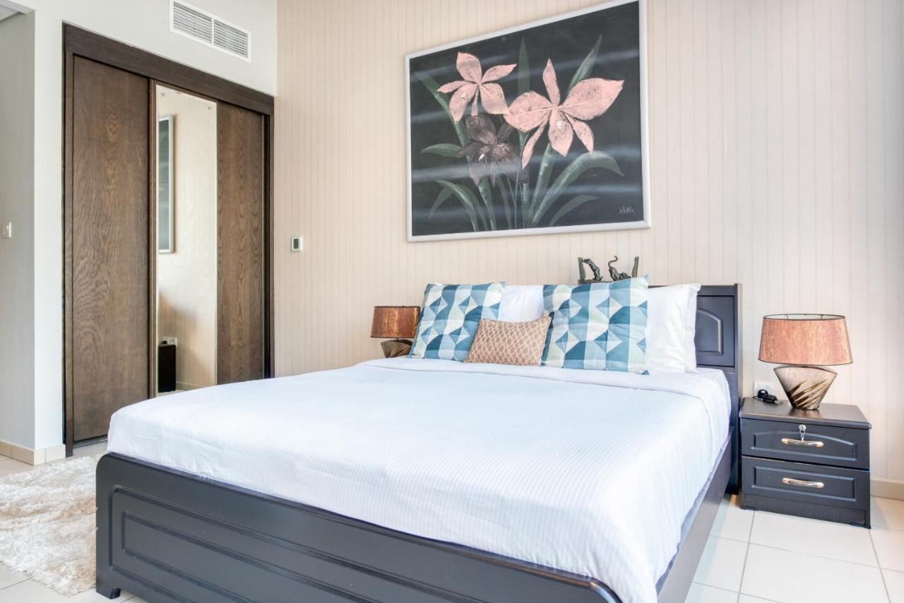 דובאי Maison Privee - Big, Bright, Luxury Marina Views Apt Next To Beach מראה חיצוני תמונה
