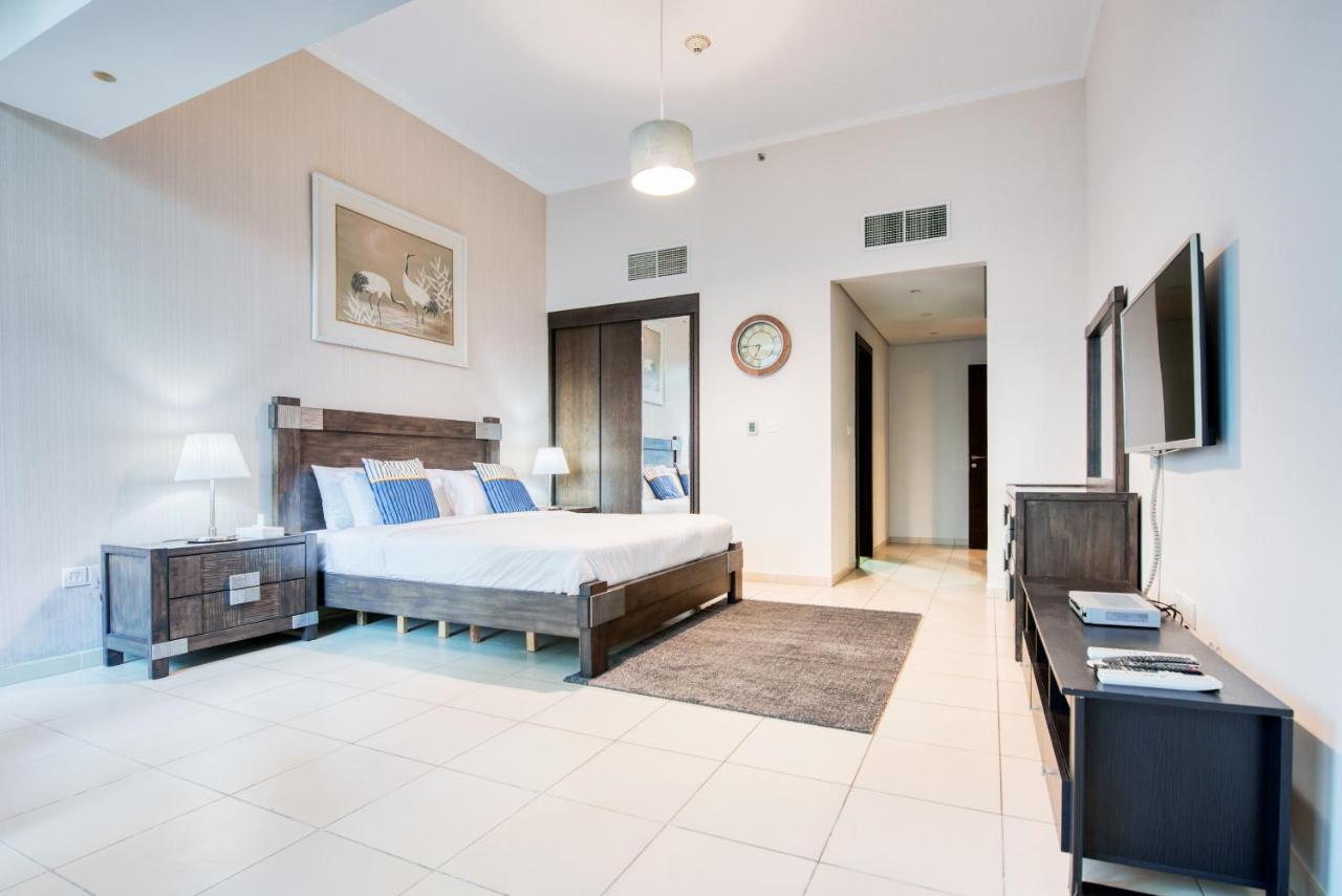 דובאי Maison Privee - Big, Bright, Luxury Marina Views Apt Next To Beach מראה חיצוני תמונה