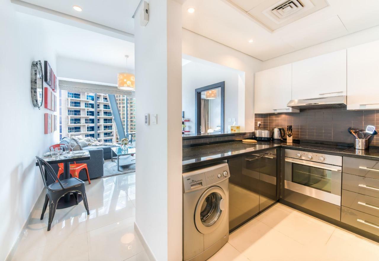 דובאי Maison Privee - Big, Bright, Luxury Marina Views Apt Next To Beach מראה חיצוני תמונה